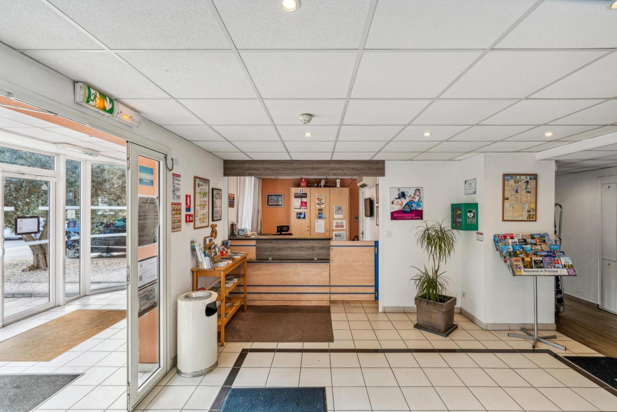 Hotel Akena Chateaurenard - Parc Des Expositions Avignon Zewnętrze zdjęcie