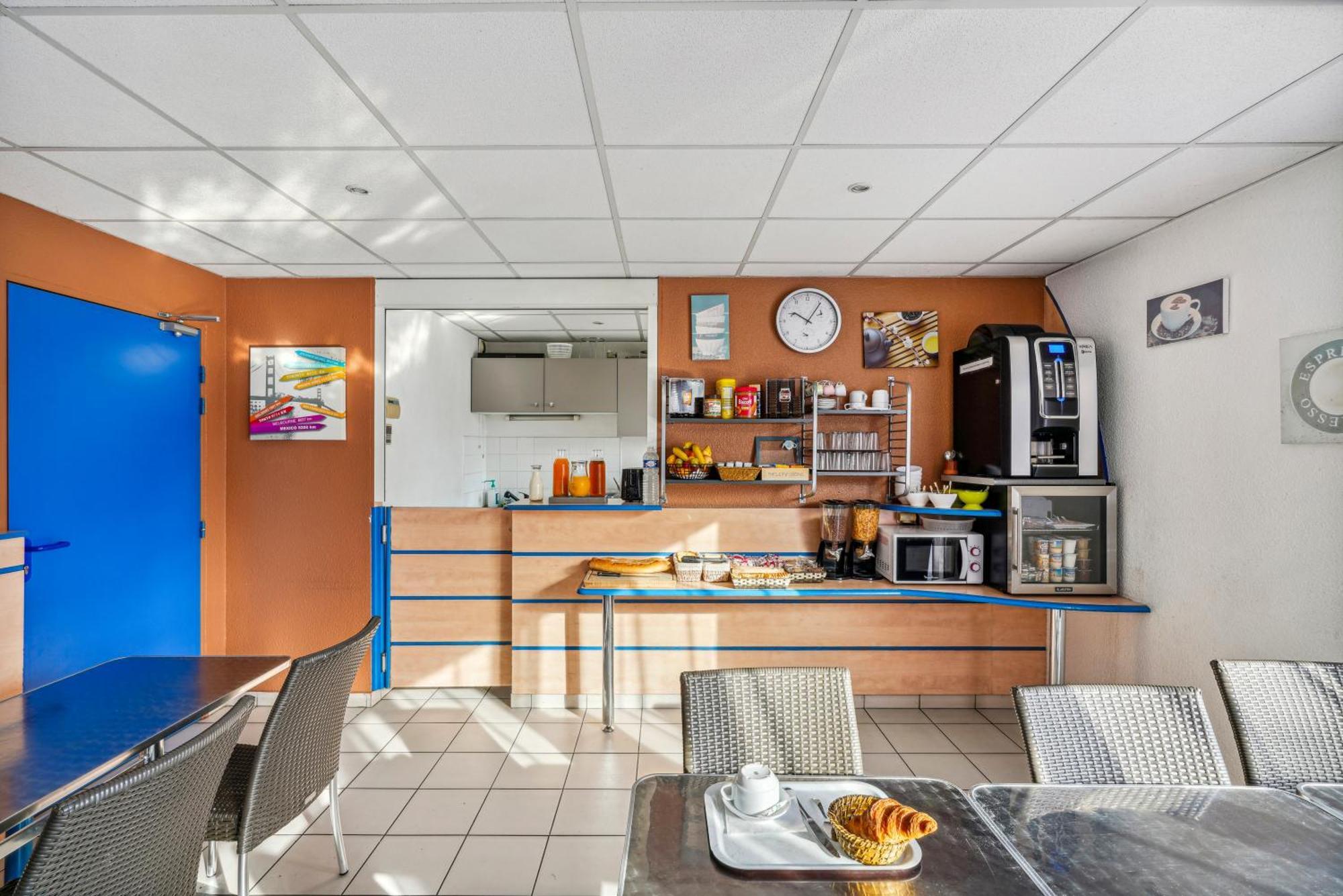 Hotel Akena Chateaurenard - Parc Des Expositions Avignon Zewnętrze zdjęcie