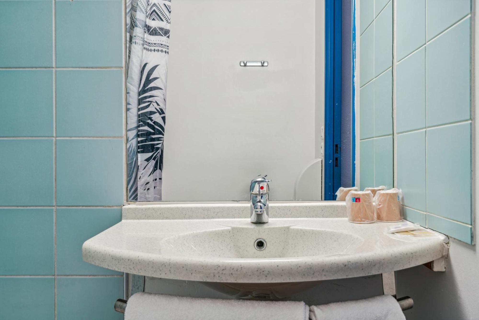 Hotel Akena Chateaurenard - Parc Des Expositions Avignon Zewnętrze zdjęcie