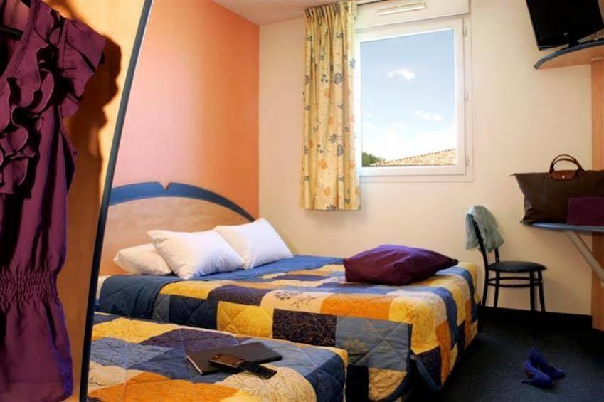 Hotel Akena Chateaurenard - Parc Des Expositions Avignon Zewnętrze zdjęcie
